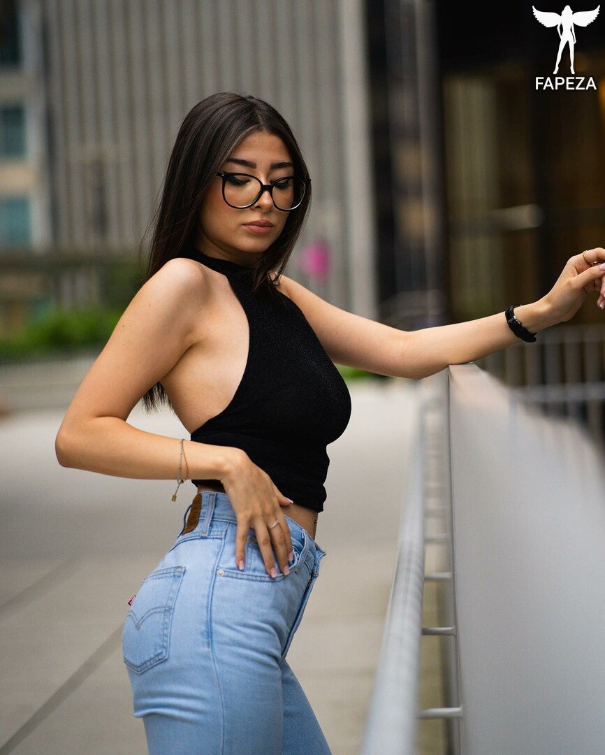 UnlockAccess Helydia's personalprivate nudeexplicit stashcollection