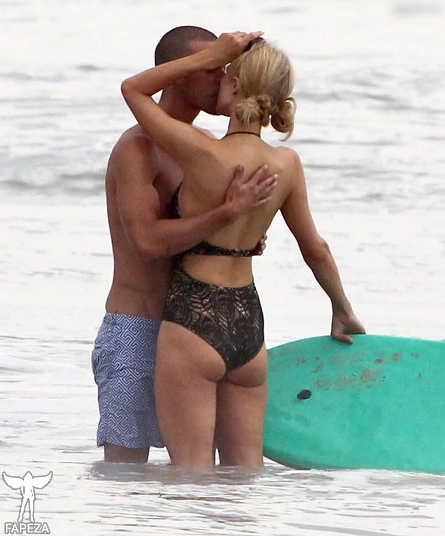 Paris Hilton